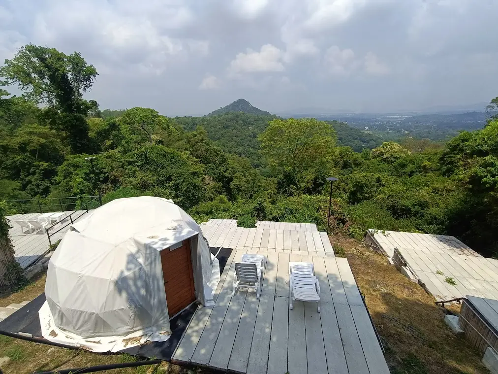 绿山动物园三杰营地的营地资料照片