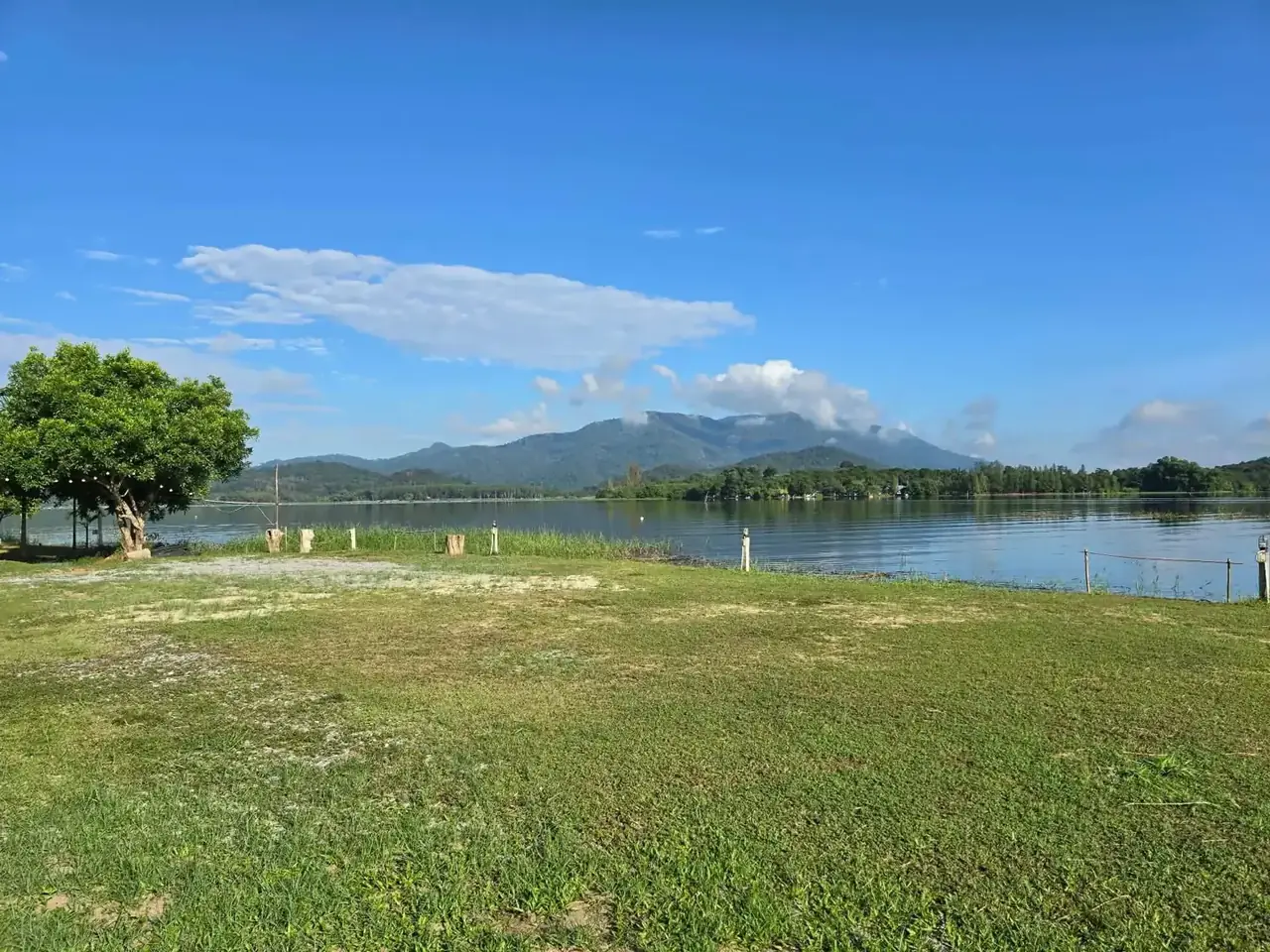 安心区考竹湖畔营地的营地资料照片